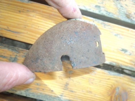 csepel_hatso_lampa_3.jpg
